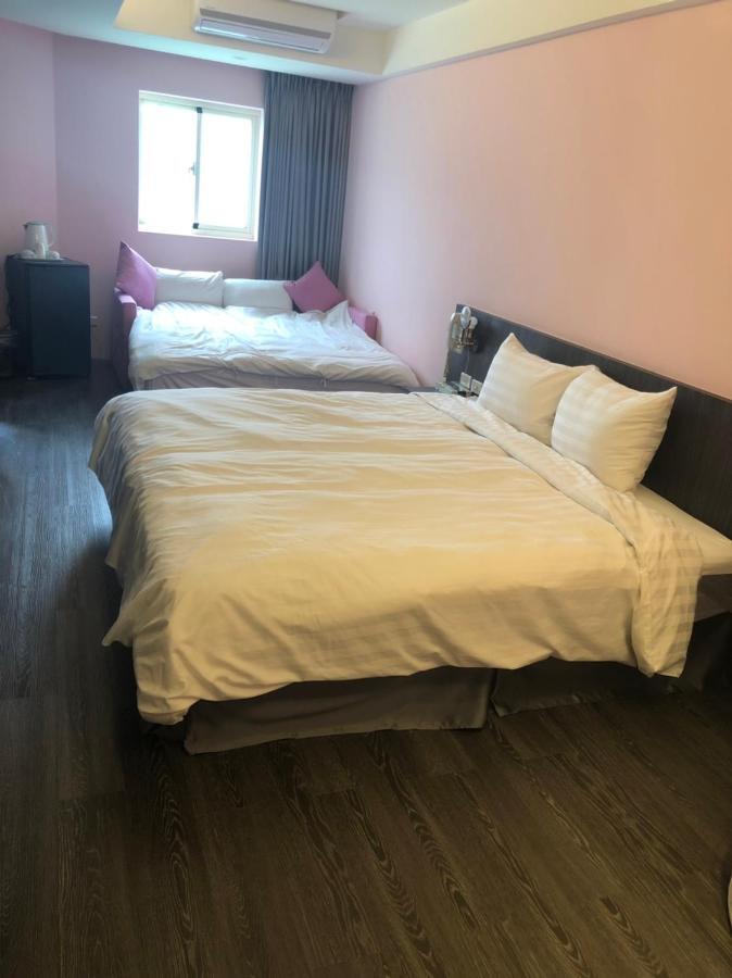 Tian Fang Ye Tan Hotel Yilan Bagian luar foto